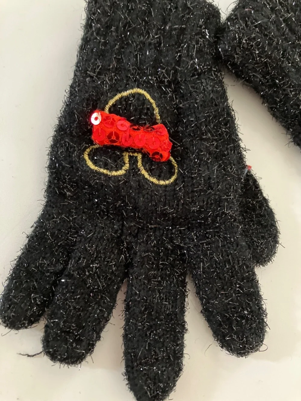 NWOT Disney Mickey and Minnie Kids’ Gloves